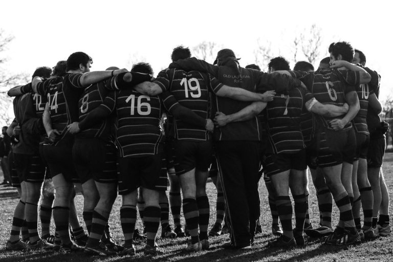 team, huddle, togetherness-1928848.jpg